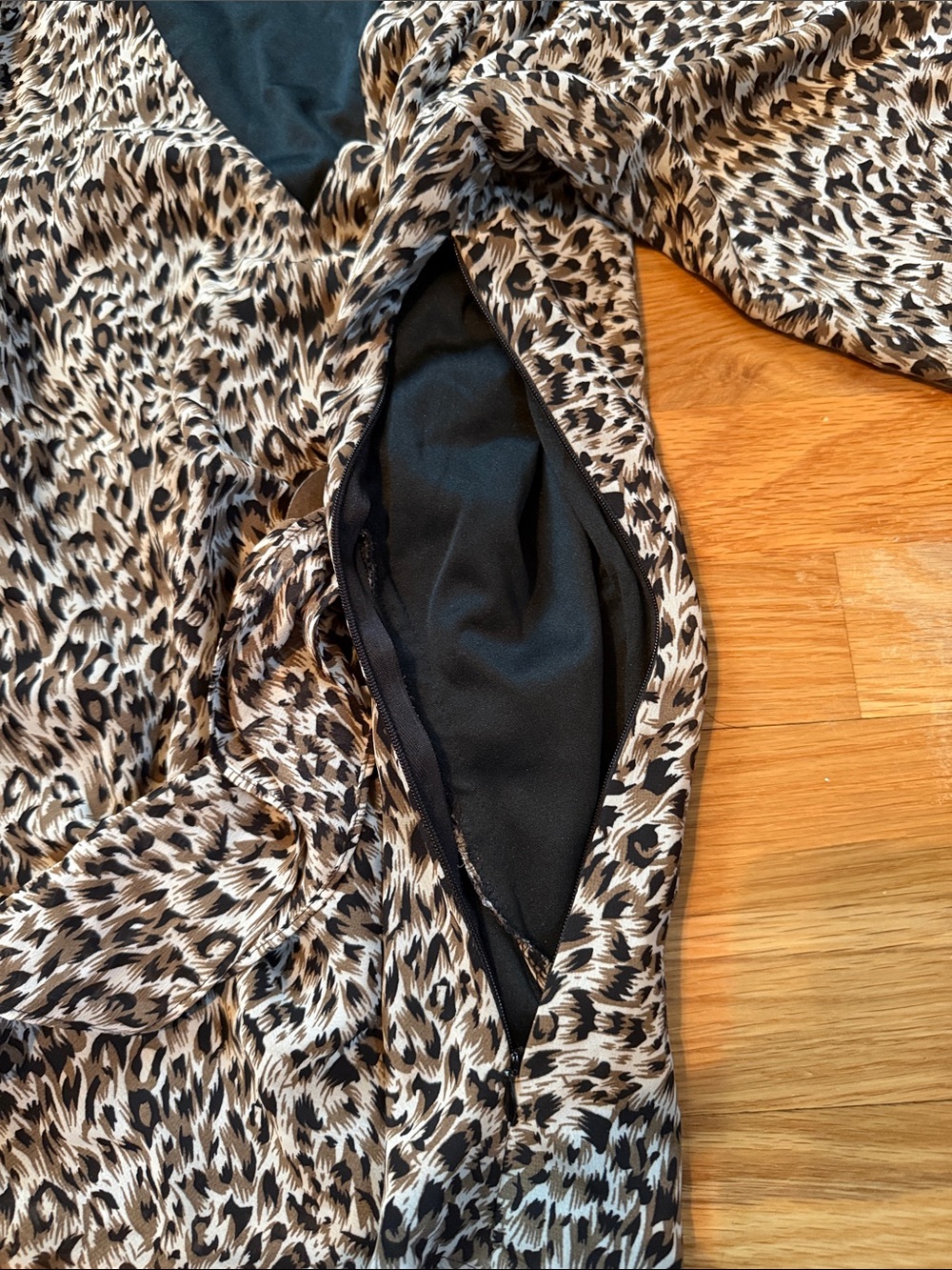 MSK Leopard Print Wrap Top - Taupe and Black - Picture 8 of 12